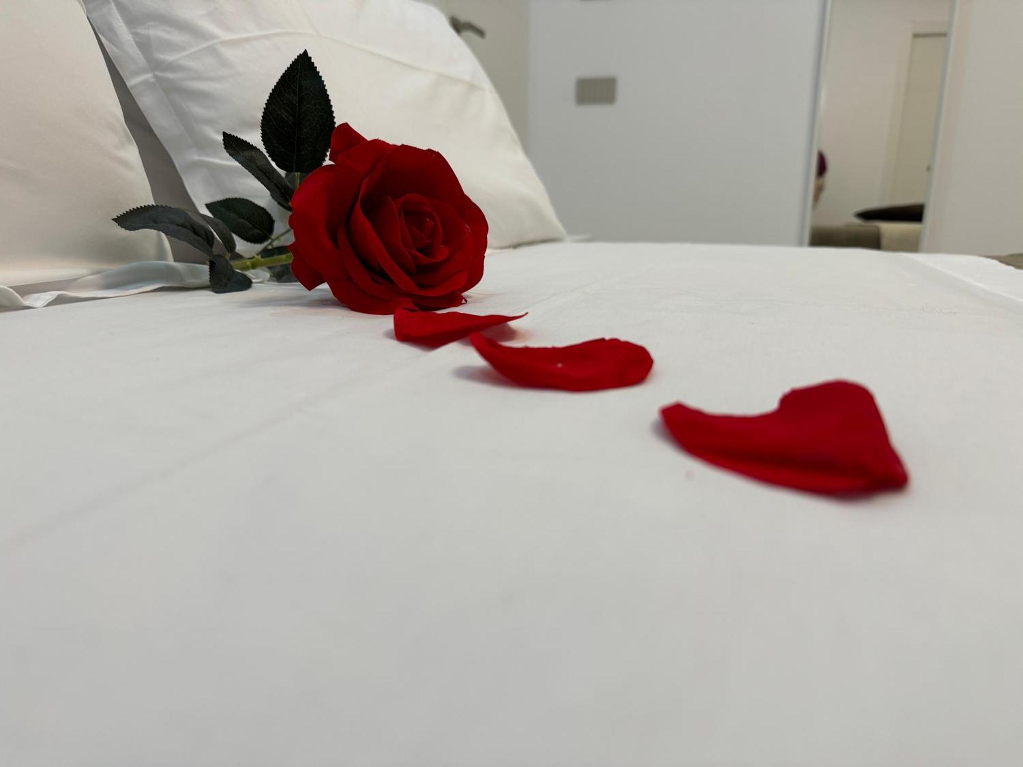 Varese Apartment Bagian luar foto